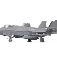 Tamiya 1/48 LOCKHEED MARTIN F-35C LIGHTNING II 61127