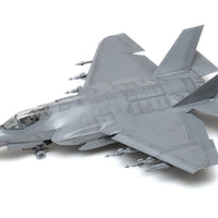 Tamiya 1/48 LOCKHEED MARTIN F-35C LIGHTNING II 61127